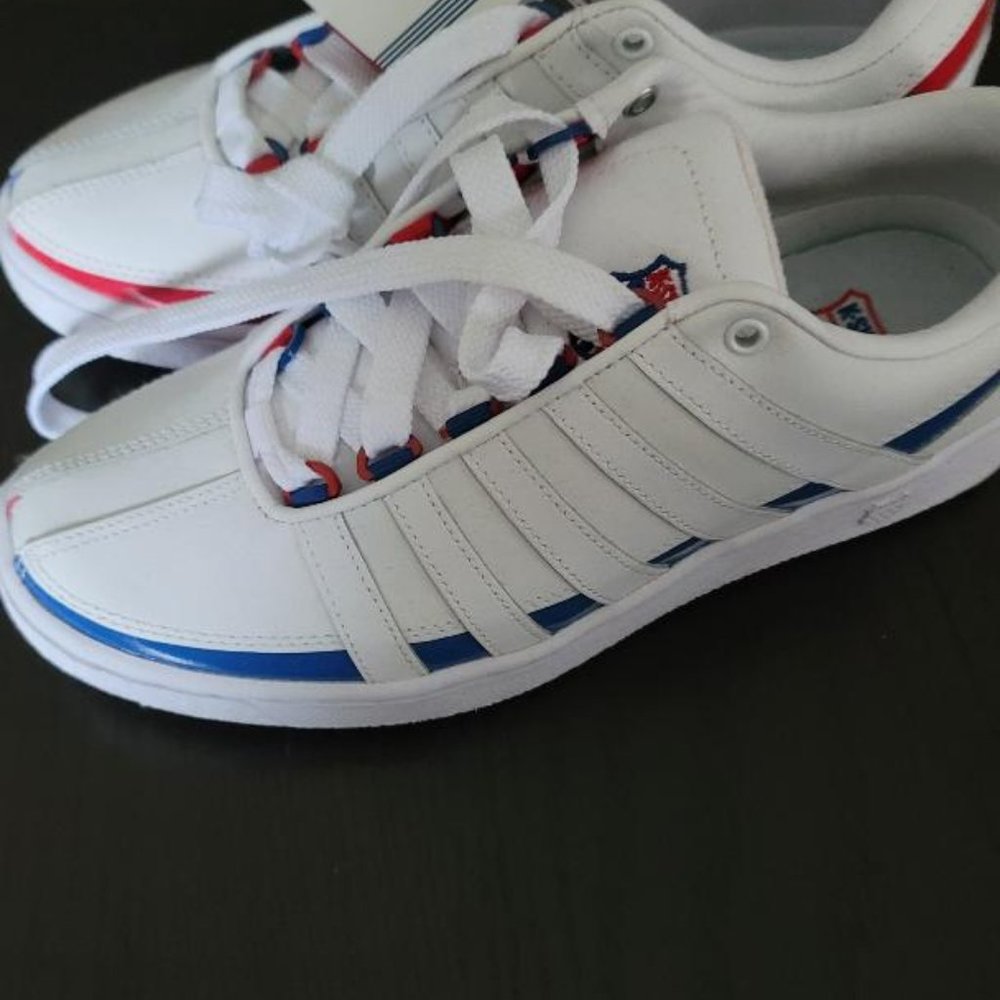 K-Swiss low w/ red and blue trim